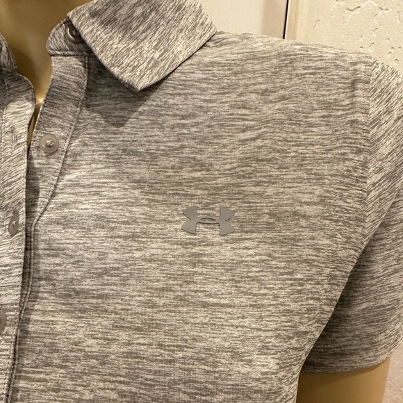 NWT Under Armour Golf Women’s Short Sleeve Size Medium - Picture 3 of 6